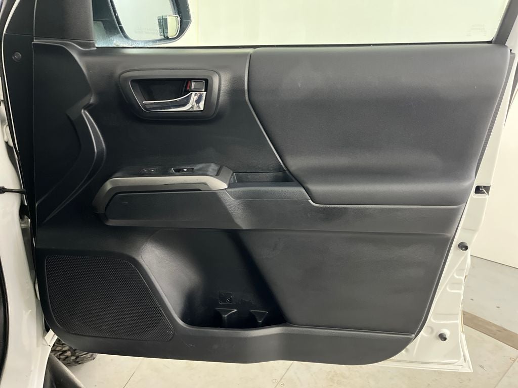 2017 Toyota Tacoma SR5 V6