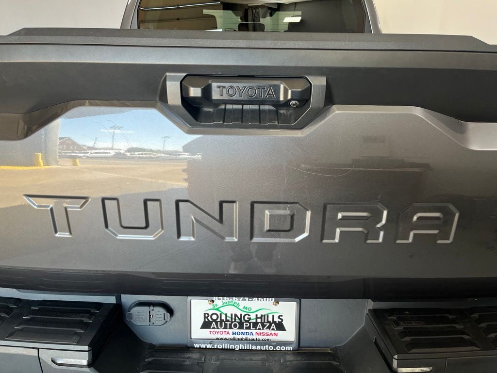 2023 Toyota Tundra SR5