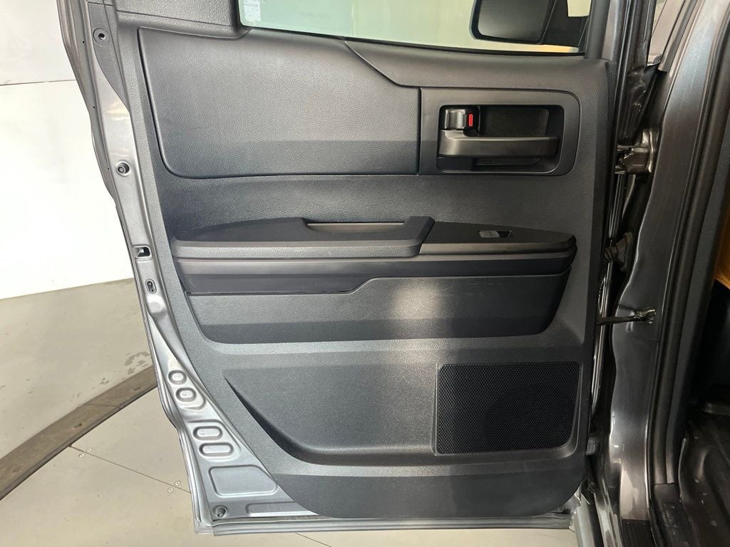 2014 Toyota Tundra SR