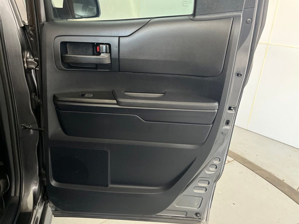 2014 Toyota Tundra SR