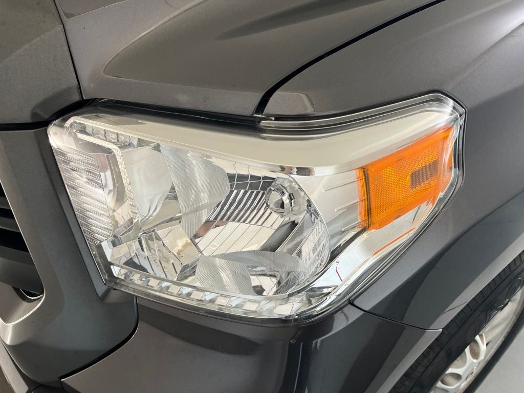 2014 Toyota Tundra SR