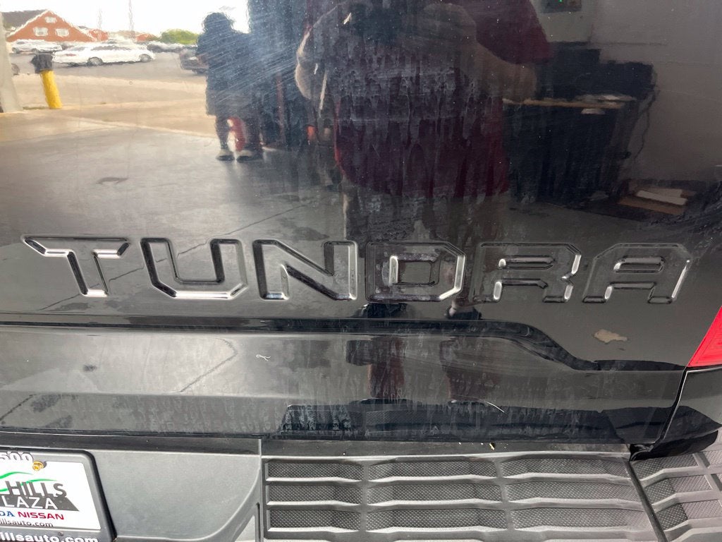 2017 Toyota Tundra SR5