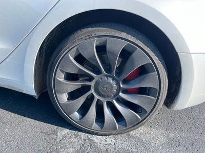 2023 Tesla Model 3 Performance
