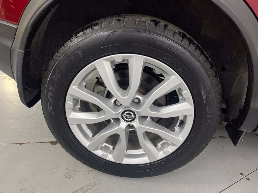 2022 Nissan Rogue Sport SV