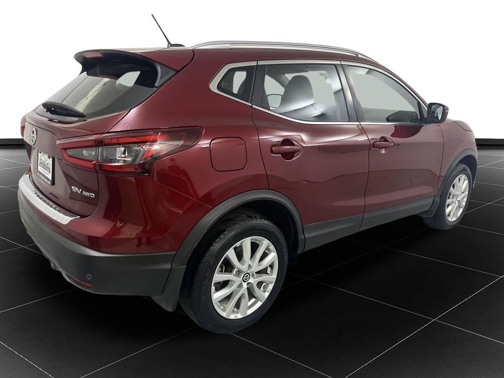 2022 Nissan Rogue Sport SV