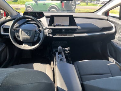 2025 Toyota Prius LE
