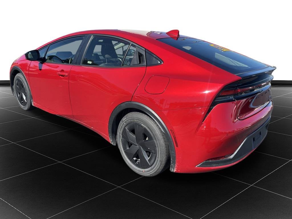 2025 Toyota Prius LE