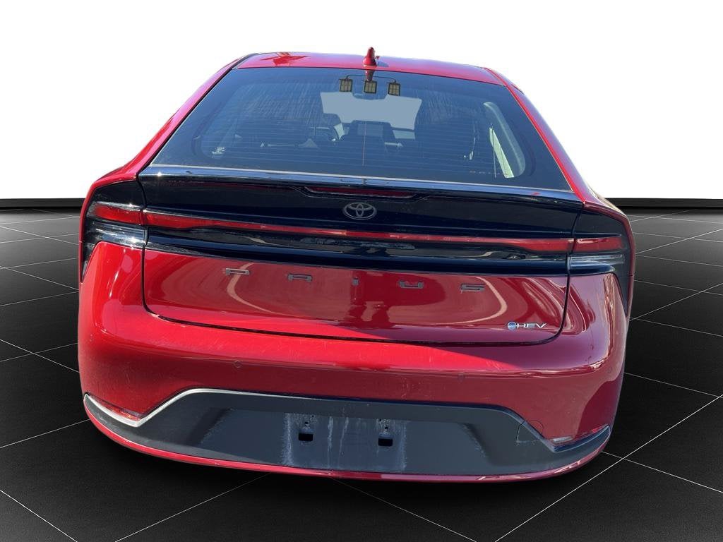 2025 Toyota Prius LE