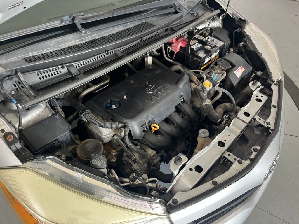 2012 Toyota Yaris LE