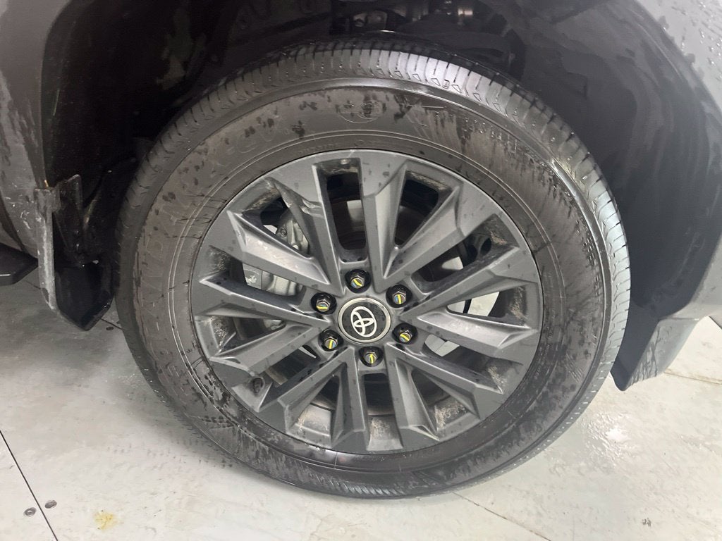 2027 Toyota Land Cruiser Base