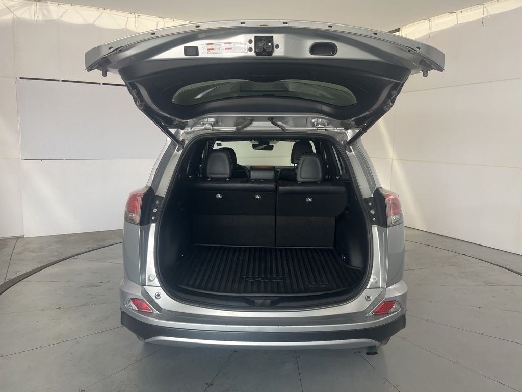 2018 Toyota RAV4 SE