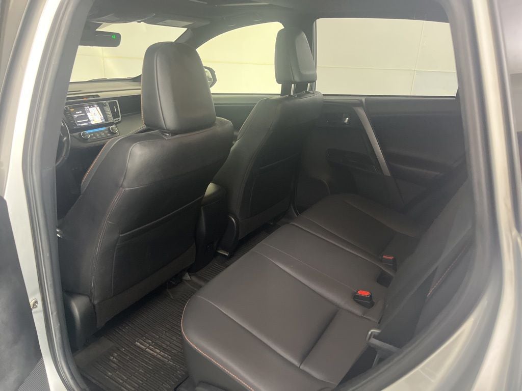 2018 Toyota RAV4 SE