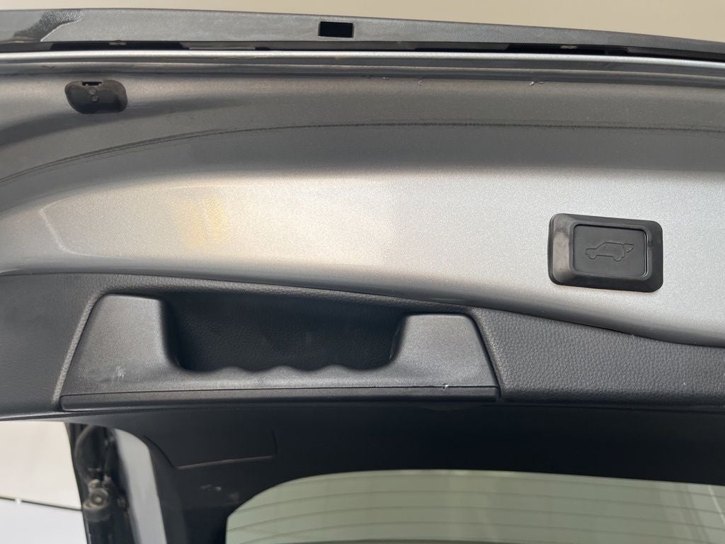 2019 Toyota RAV4 Hybrid XLE