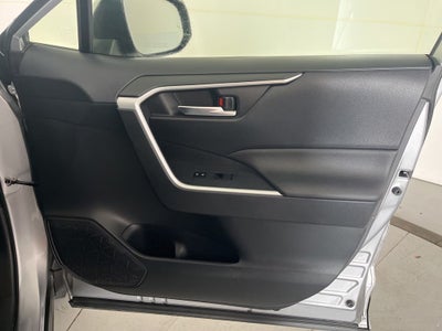 2019 Toyota RAV4 Hybrid XLE