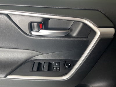 2019 Toyota RAV4 Hybrid XLE