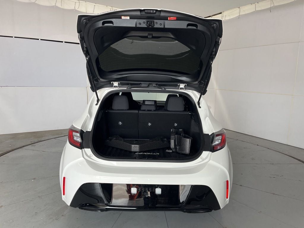 2021 Toyota Corolla Hatchback SE Nightshade Edition