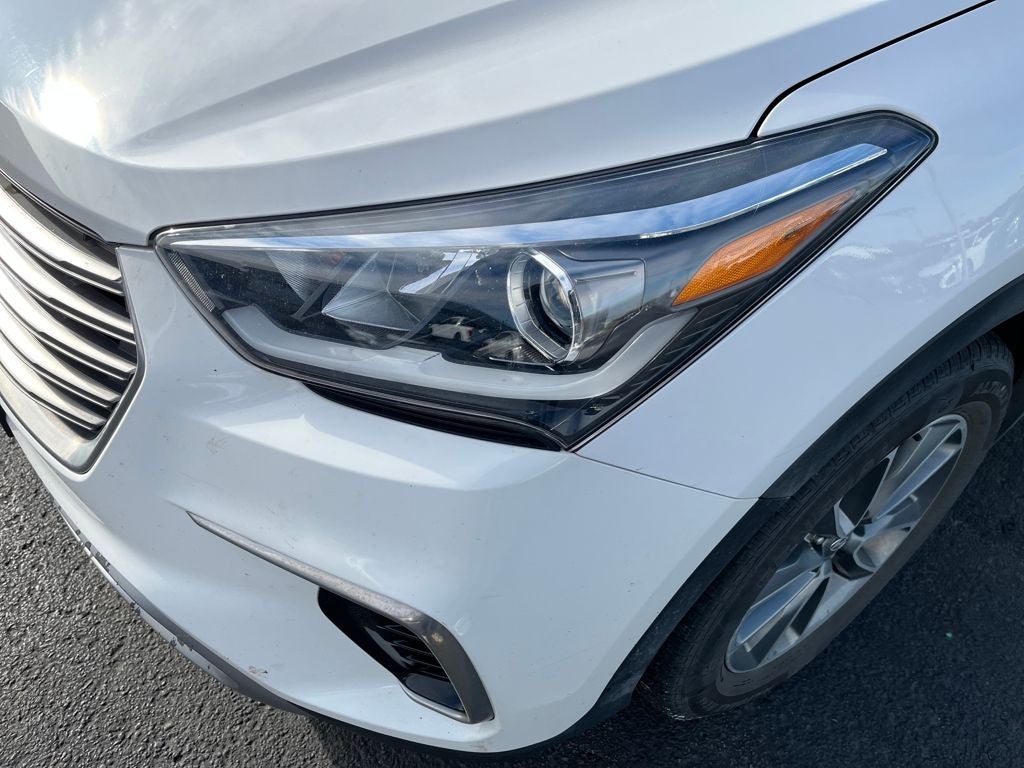 2017 Hyundai Santa Fe SE