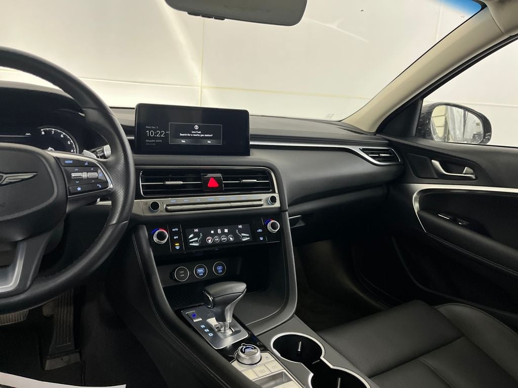 2025 Genesis G70 2.5T