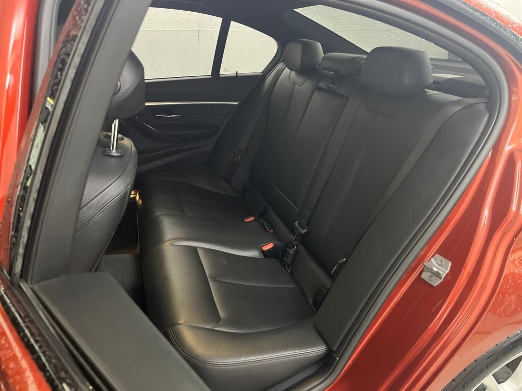 2018 BMW 3 Series 330i xDrive