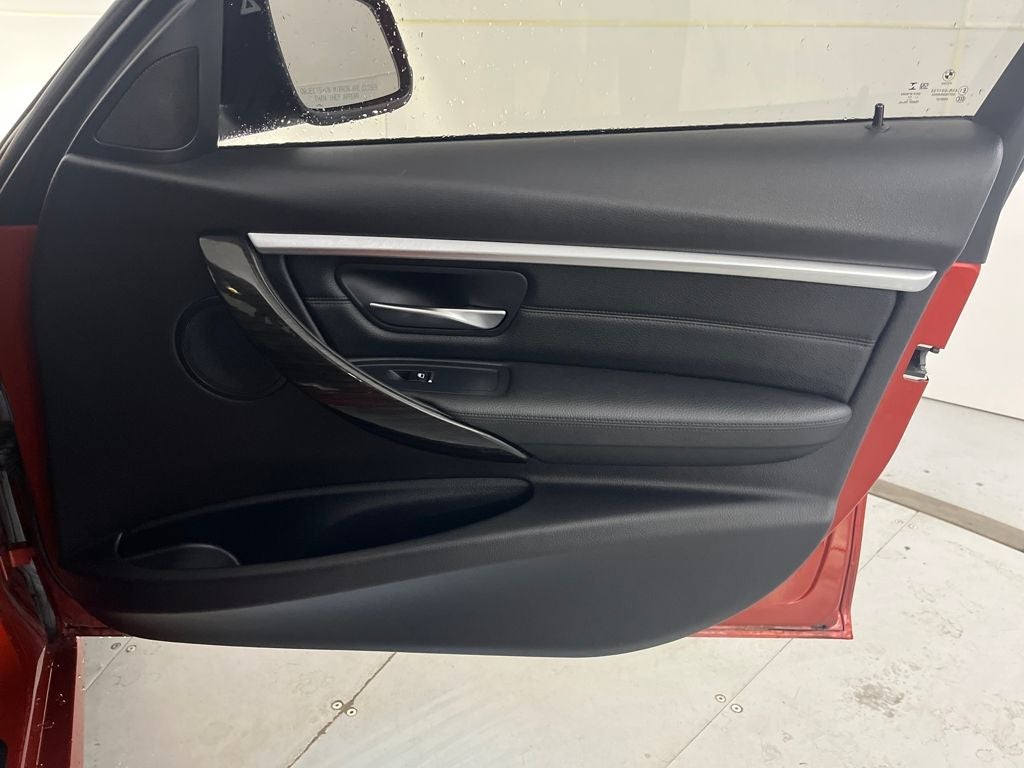 2018 BMW 3 Series 330i xDrive