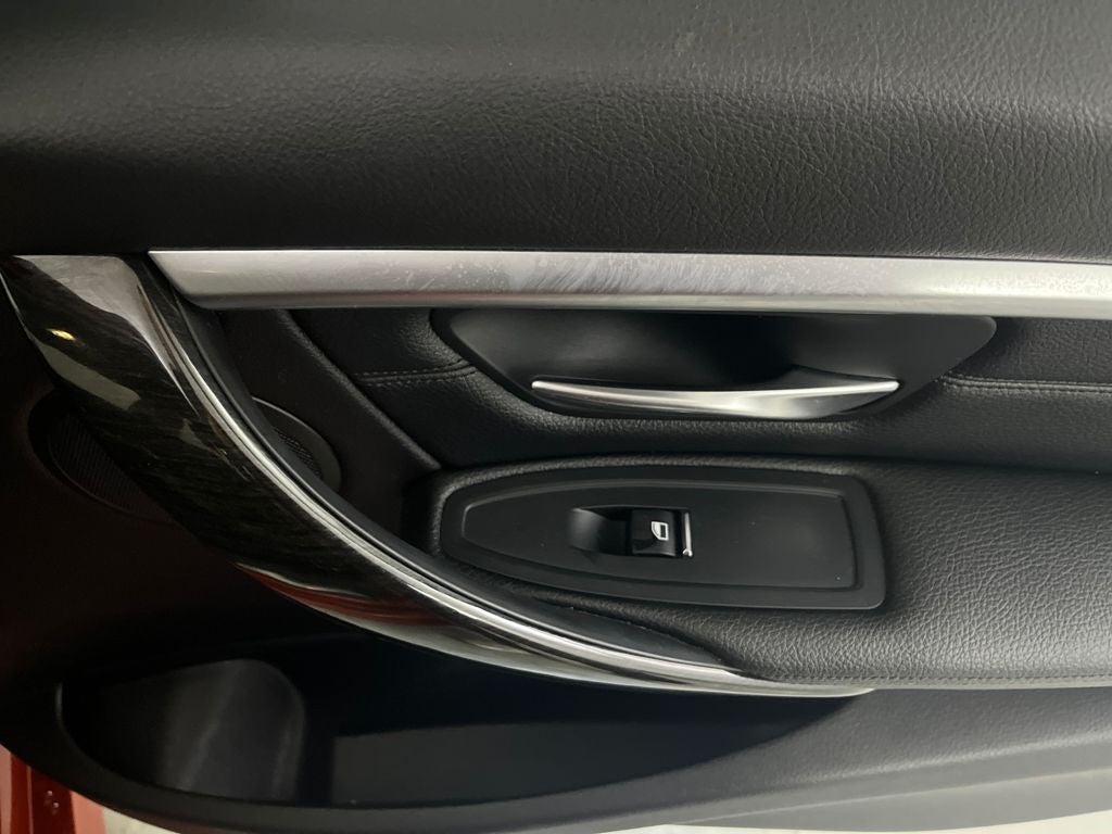 2018 BMW 3 Series 330i xDrive