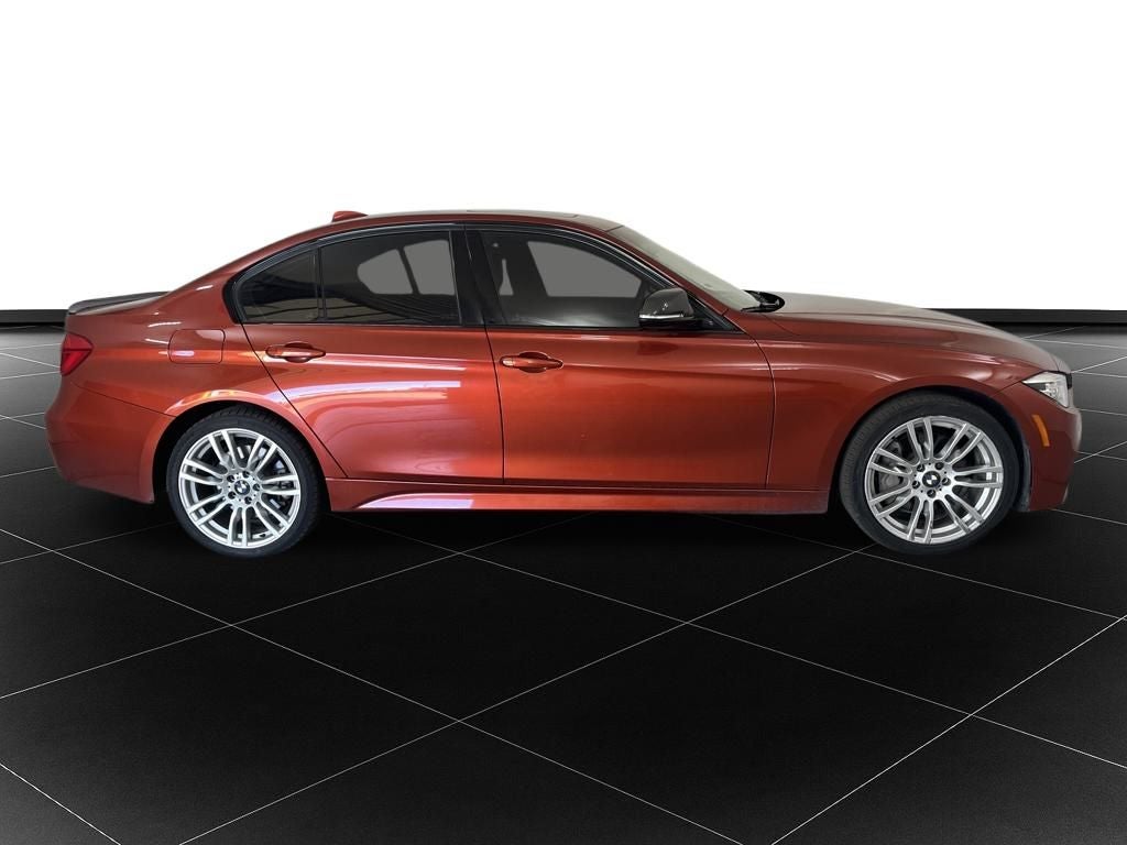 2018 BMW 3 Series 330i xDrive
