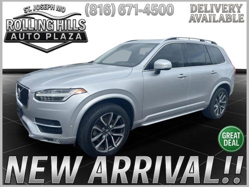 2017 Volvo XC90 T6 Momentum
